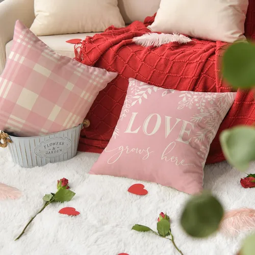 Miniatura 5 de AVOIN colorlife Juego de 4 fundas de almohada de amor en blanco y negro para el día de San Valentín, 20 x 20 pulgadas, diseño a cuadros de Hello