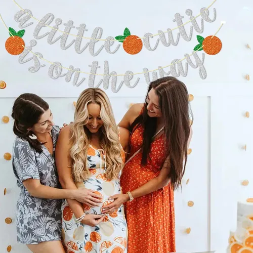 Miniatura 4 de Cartel con texto en inglés "A Little Cutie Is On The Way", pancarta de cítricos, cumpleaños temático naranja, decoración de fiesta de cumpleaños