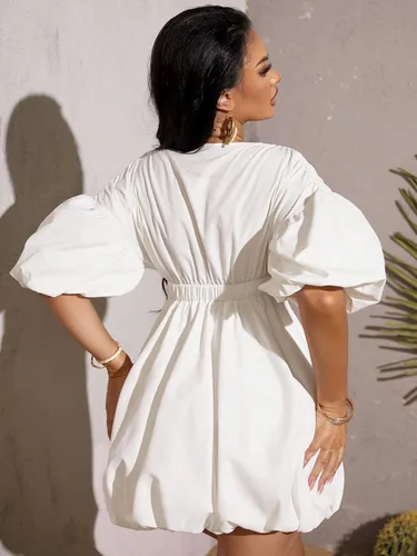 Miniatura 2 de WDIRARA Vestido de cintura elástica con cuello en V profundo y manga abombada para mujer