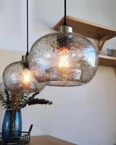 Miniatura 4 de CASAMOTION Lámpara colgante de techo de vidrio soplado a mano, luz colgante rústica moderna, vidrio transparente con semillas y polvo de arena