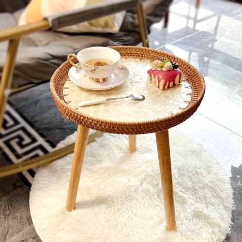 Miniatura 4 de Mesa auxiliar pequeña de ratán/mesa de centro redonda para espacios pequeños, mini mesa de centro moderna con bandeja de diseño de concha, mesas