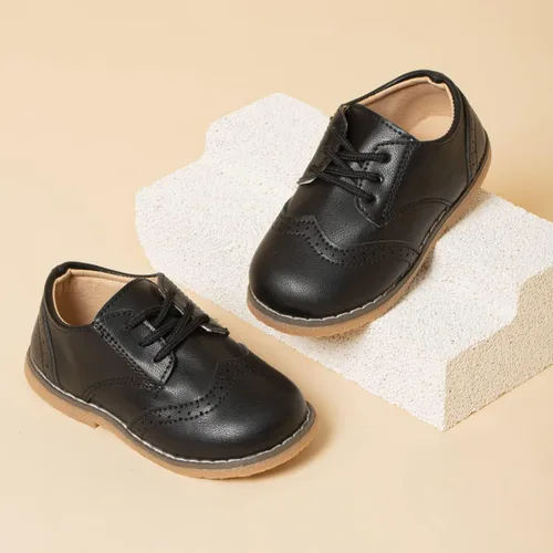Miniatura 35 de KIDSUN Zapatos de vestir para niño y niña, cómodos zapatos Oxford con cordones para uniforme escolar, mocasines planos (bebé/niño pequeño) E-negro