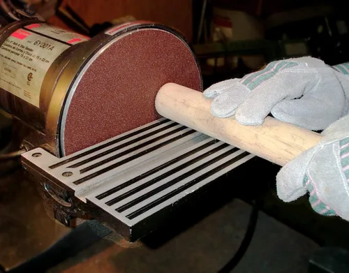 Miniatura 2 de Sungold Abrasives 336084 120 Grit 6" X -Weight Cloth Premium Industrial Aluminium Oxide Psa Stick-On Discos de lijado para lijadoras estacionarias