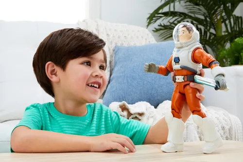 Miniatura 2 de Mattel Disney y Pixar Lightyear Buzz Lightyear Figura de acción y accesorios, Space Ranger Gear XL-01, juego de 11.6 pulgadas y 14 articulaciones