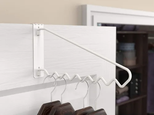 Miniatura 2 de ClosetMaid Barra de valet colgante para instalación en pared o puerta, accesorios incluidos, diseño plegable, acero duradero, color blanco