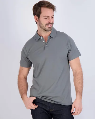 Miniatura 59 de Real Essentials Paquete de 3: Polo de manga corta de algodón para hombre, de secado rápido, transpirable, (disponible en tallas grandes y altas)