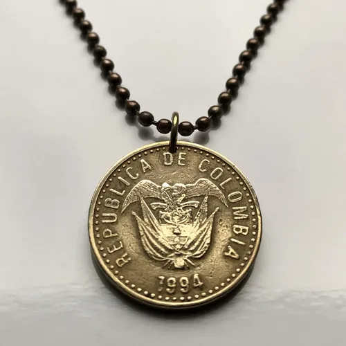 Miniatura 2 de 2006 Colombia 100 Pesos coin pendant Colombian flags Andean condor Bogota Medellin Cali Barranquilla Cartagena Antioquia Valle del Cauca Cúcuta