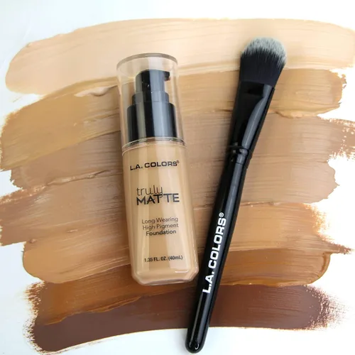Miniatura 4 de L.A. Colors Base Mate Verdadera, Bronceado Profundo CLM361 (Paquete de 2)
