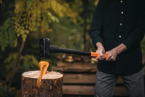 Miniatura 2 de Fiskars Cuña de división Helicoidal, para martillo con cabeza de polímero, acero endurecido (acero al carbono forjado), naranja, 1000600