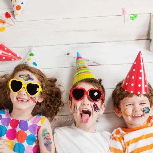 Miniatura 4 de 120 tatuajes temporales de galaxia con purpurina para niños y niños, 12 hojas de tatuajes del espacio exterior para niños, suministros de fiesta