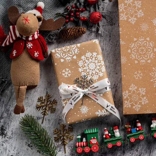 Miniatura 5 de RUSPEPA Papel de regalo, papel kraft – Copos de nieve, coche y árbol de Navidad, rayas y Feliz Navidad – 4 rollos – 30 pulgadas x 10 pies por rollo