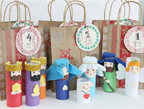 Miniatura 4 de Bolsas para manualidades, diseño con estampado nórdico, color rojo y blanco