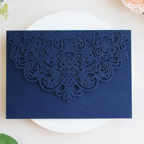 Miniatura 13 de Hosmsua 50 bolsillos de invitación de boda con purpurina morada, 5.12 x 7.2 pulgadas, corte láser, bolsillos de invitación de quinceañera de encaje