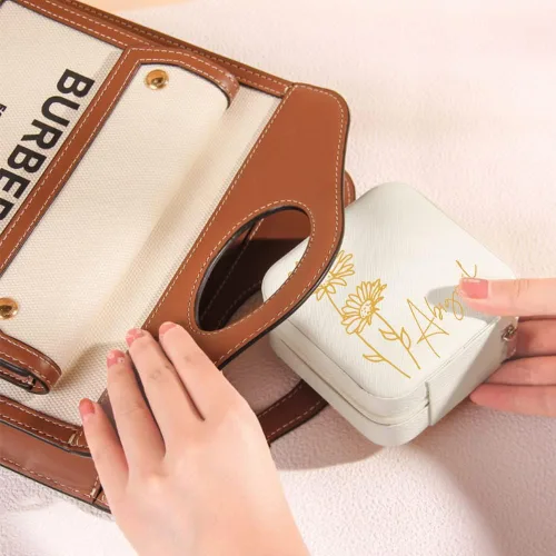 Miniatura 53 de Joyero de regalo para dama de honor, pequeño estuche de viaje personalizado de piel sintética portátil, cajas de propuestas de dama de honor, mini
