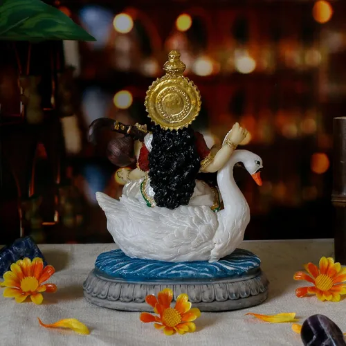 Miniatura 4 de alikiki Estatua de Saraswati de 5.5 pulgadas de alto Saraswati Puja Diwali Regalos Pooja Vasant Panchami Casa Oficina Templo Mandir Altar Yoga