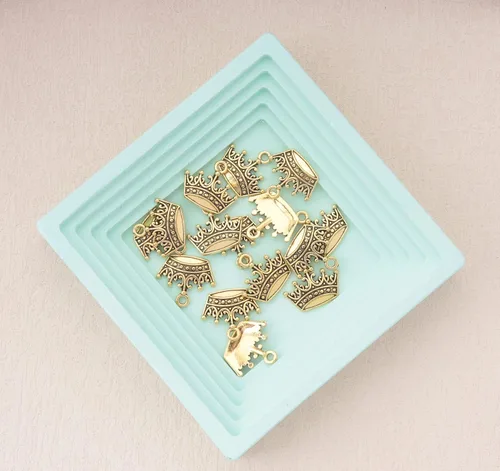 Miniatura 5 de 30 piezas de dijes de tiara mini metal vintage lindo colgante de joyería para hacer bricolaje, collares, pulseras, collares, joyería, manualidades