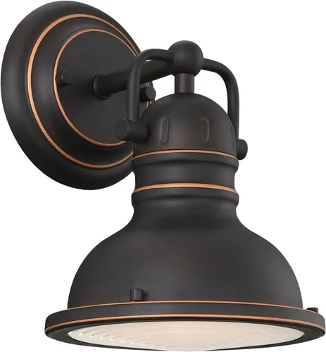 Miniatura 6 de Westinghouse 6116100 Boswell - Lámpara de pared interior de estilo vintage, acabado de bronce aceitado con reflejos, lente acrílica prismática