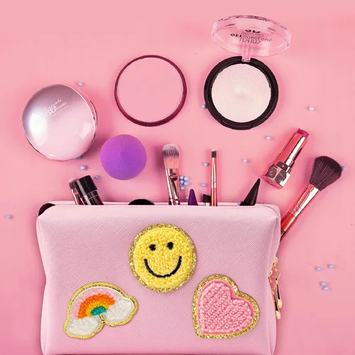 Miniatura 3 de LieToi Preppy Patch - Bolsa pequeña de aseo personal, piel sintética, portátil, impermeable, para maquillaje, bolsa de almacenamiento para uso Rosa
