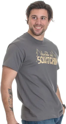 Miniatura 3 de Bigfoot & Sasquatch Tees: Hide & Seek Champion Squatchin Funny Saying Phrase - Camiseta para hombre