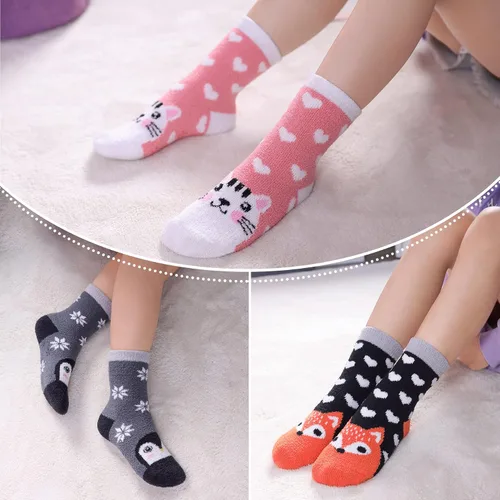 Miniatura 2 de LINEMIN Calcetines peludos para niños y niñas con agarres calcetines antideslizantes acogedores y esponjosos para invierno calcetines altos cálidos