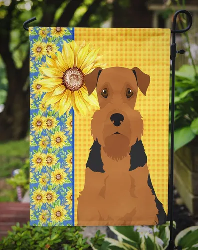 Miniatura 3 de Caroline's Treasures WDK5313GF Bandera de jardín con diseño de girasoles de verano, color negro y tostado, Airedale Terrier para buzón, bandera