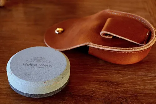 Miniatura 5 de 1844 Helko Werk Germany Bolsa de cuero para afilar piedra - Portador de grano completo genuino para tu disco de afilar o piedra