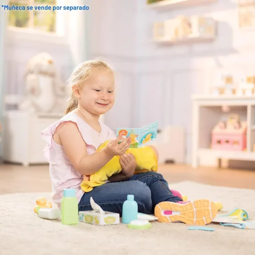 Miniatura 5 de Melissa & Doug Mine to Love - Juego de cambio y baño para muñecas – Pañales, champú de simulación, toallitas, toalla, más (19 piezas)