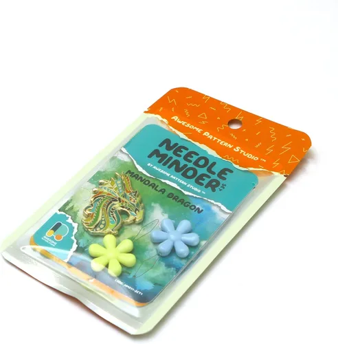 Miniatura 6 de Awesome Pattern Studio Needle Minder Set – Mandala Dragon Magnetic Needle Minder + 2 agujas Threaders. Pin esmaltado para punto de cruz, bordado