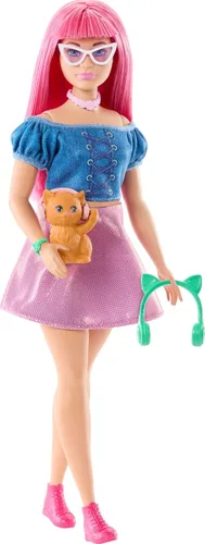 Barbie Misterios: Muñeca Daisy Detective de Playa con Atuendo Desmontable Característico y Accesorios para Contar Historias, Incluye Gatito Mascota