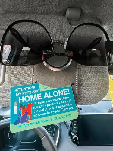 Miniatura 8 de My Pets are Home Alert - Tarjeta de identificación médica con tarjeta de identificación médica para perros y gatos con lista de llamadas