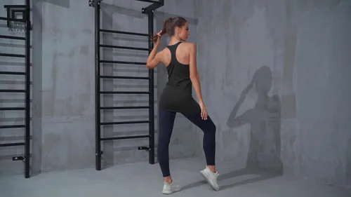 Miniatura 5 de TAIPOVE Camisetas largas sin mangas para mujer de algodón para capas con espalda cruzada extra largas para ropa deportiva, paquete de 3