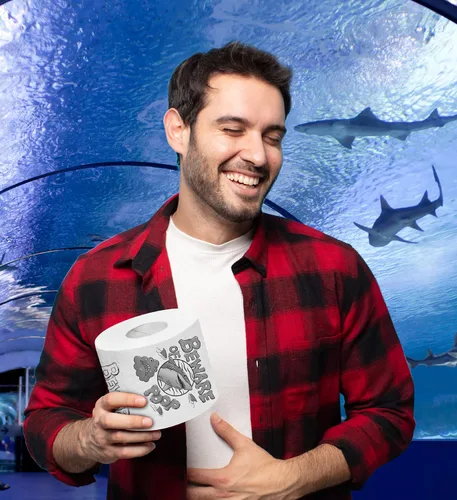 Miniatura 6 de Printed TP Beware of Shark Poop - Papel higiénico impreso para broma, sorpresa, decoración de baño, regalo novedoso para hombres, mujeres, amigos