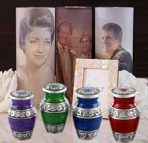 Miniatura 2 de Urnas pequeñas metálicas con diseño de grabado, urna de cremación para hombres y mujeres, juego de 4 mini urnas, urna de recuerdo para cenizas