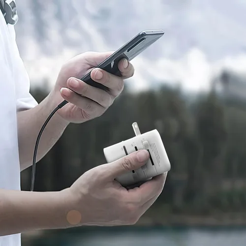 Miniatura 9 de Adaptador de viaje universal 6 en 1-10A Adaptador de corriente internacional con 3 puertos USB C, 2 puertos USB A Cargador portátil rápido