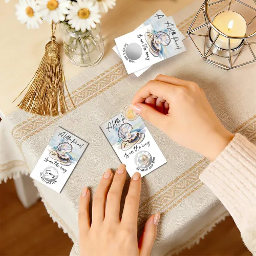 Miniatura 4 de TOUNER Juego de 50 piezas de A Little Pearl is On The Way Silver Scratch Off, revelar diseño de perlas, boletos de rifa temática de baby shower