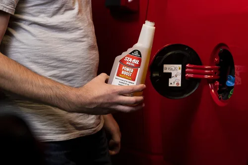 Miniatura 6 de STA-BIL Potencia diésel, de The Fuel Experts, aumenta el cetano hasta 7 números, limpia todo el sistema de combustible, trata 150 galones, 20 onzas