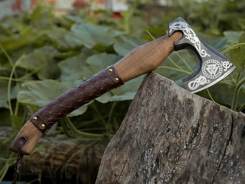 Miniatura 9 de ANCILLA Hacha vikinga de 16 pulgadas para camping, hecha de hoja de acero al carbono forjada a mano y mango de palisandro, el hacha viene con funda