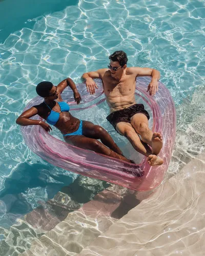 Miniatura 3 de FUNBOY Hamaca de agua original de corazón transparente con flotador de malla para piscina, perfecta para fiestas de verano en la piscina