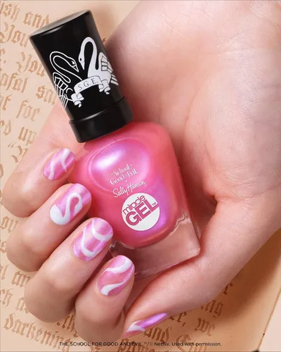 Miniatura 7 de Sally Hansen Miracle Gel x The School for Good and Evil Collection - Good is Great - 0.5 onzas líquidas