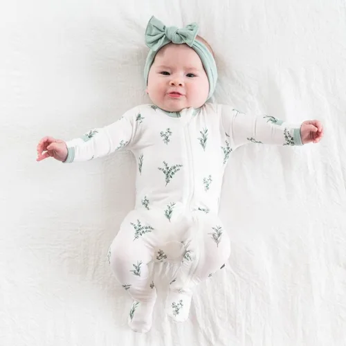 Miniatura 77 de KYTE BABY Pies unisex con cierre de cremallera, rayón hecho de bambú, 0-24 meses