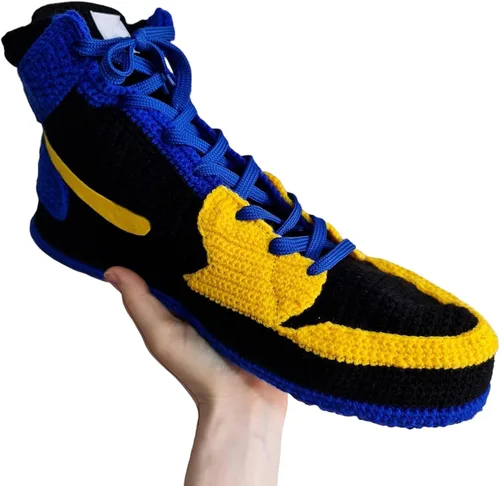 Byseay - Zapatillas deportivas de ganchillo hechas a mano, calzado unisex de punto personalizado, zapatos Jordan para interiores retro acogedores,