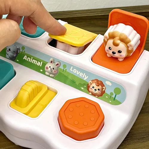 Miniatura 3 de Juguete de causa y efecto para niños pequeños de 2 a 3 años – Juguete de desarrollo con botones y colores – Juguetes de clasificación
