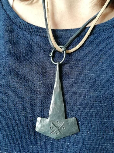Miniatura 3 de Martillo de Thor- forjado a mano. Quien tenga este martillo, si es digno, poseerá el poder de Thor Hardened Blade- Colección de Arte