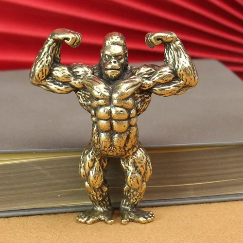 Miniatura 3 de Wwxuanke - 1 pieza de decoración de gorila muscular de cobre macizo, figura en miniatura de culturista de latón, decoración de escritorio, regalo