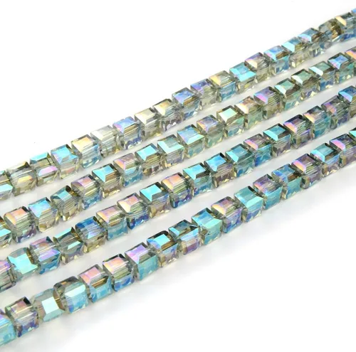 2 hebras checas de cristal en forma de cubo facetado sueltas cuentas espaciadoras a granel 0.236 in (0.24 pulgadas) Peridot Shimmer (190-196 piezas)