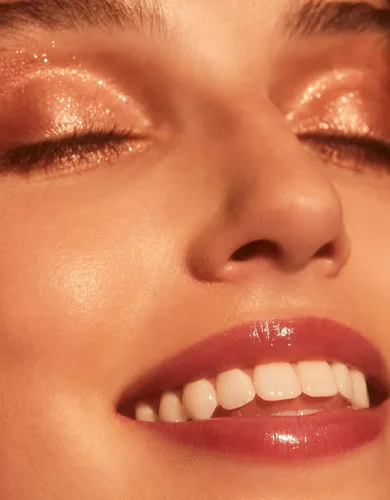 Miniatura 5 de RÓEN Natural Kiss My - Bálsamo labial líquido Vegano, libre de crueldad, maquillaje limpio (Scout - Deep Berry)