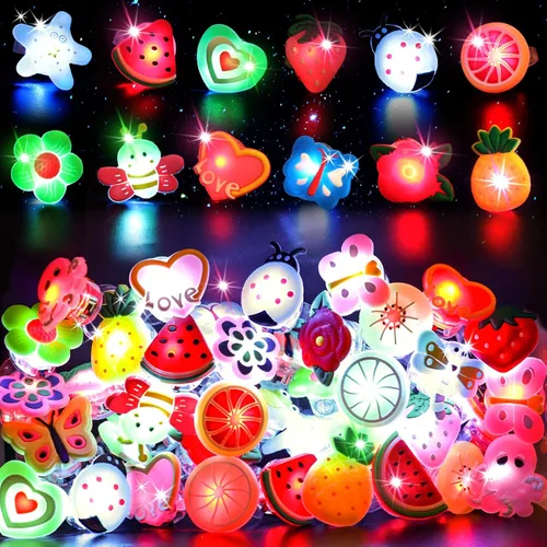 LovesTown 50 anillos de luz LED, juguetes iluminados para niños que brillan en la oscuridad, suministros de fiesta intermitentes para recuerdos de