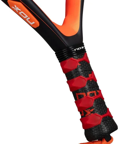 Miniatura 9 de NOX Raqueta de pádel Equation Hard 2026 Pala Padel de forma redonda Sistema antivibración AVS, tecnología exclusiva de giro y doble rugosidad