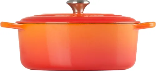 Miniatura 4 de Le Creuset Horno holandés ovalado Signature de hierro fundido esmaltado, 5 cuartos de galón, llama