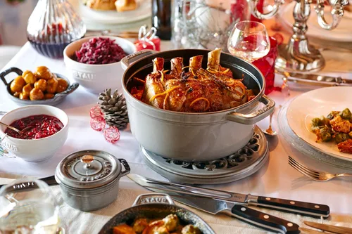 Miniatura 6 de STAUB Tostador de Hierro Fundido/Cocotte, Redondo, 13.4 in, 12,6 L, Gris Grafito